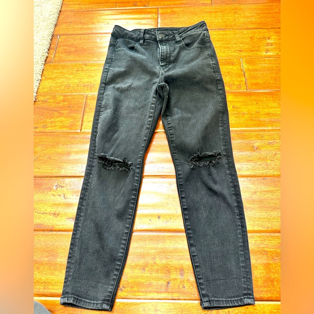 American Eagle ankle jeans Next level stretch size 4